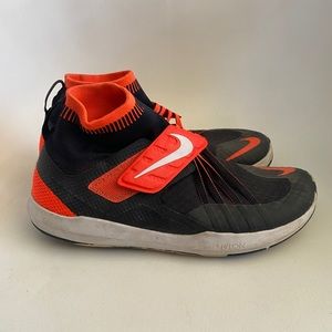Nike flylon trainer shoes CrossFit  9.5 crimson
